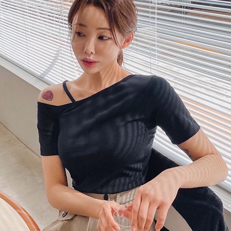 Women's Summer Short Sleeve T-Shirt with Slanted Neckline, Off-Shoulder Style, and Body-Hugging Fit - Korean Fashion Women's Summer Short Sleeve T-Shirt with Slanted Neckline, Off-Shoulder Style, and Body-Hugging Fit - Korean Fashion
