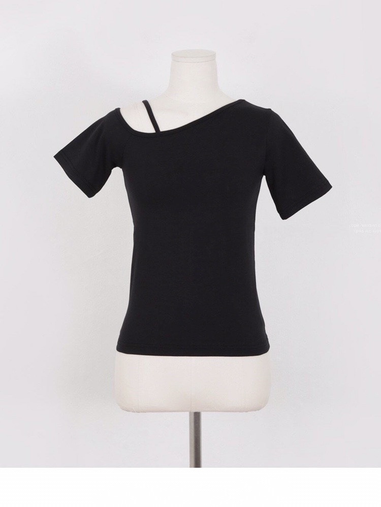 Women's Summer Short Sleeve T-Shirt with Slanted Neckline, Off-Shoulder Style, and Body-Hugging Fit - Korean Fashion Women's Summer Short Sleeve T-Shirt with Slanted Neckline, Off-Shoulder Style, and Body-Hugging Fit - Korean Fashion