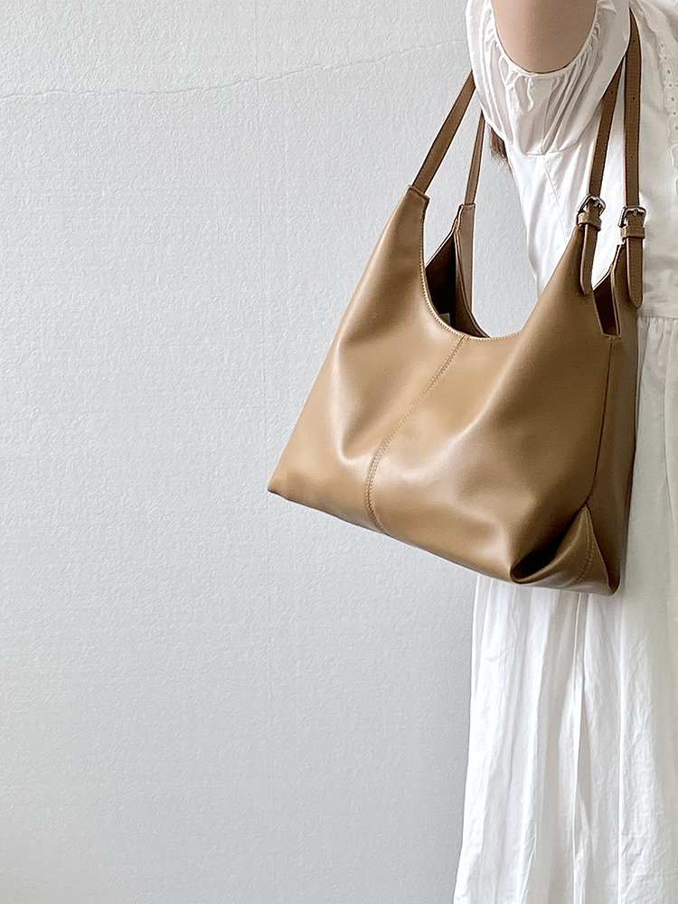 Women's Versatile Literary Tote Bag - Large Capacity Soft Leather Handheld Shoulder Bag for Commuting and Everyday Use Women's Versatile Literary Tote Bag - Large Capacity Soft Leather Handheld Shoulder Bag for Commuting and Everyday Use