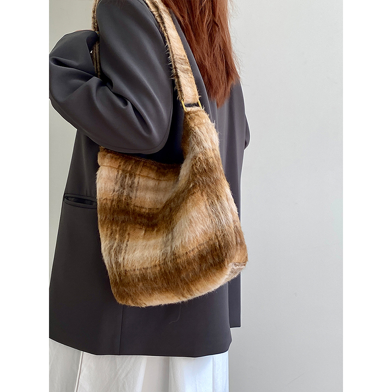 Women's Versatile Plaid Woolen Canvas Tote Bag - Spring Summer Melard Plush Handbag for Everyday Style