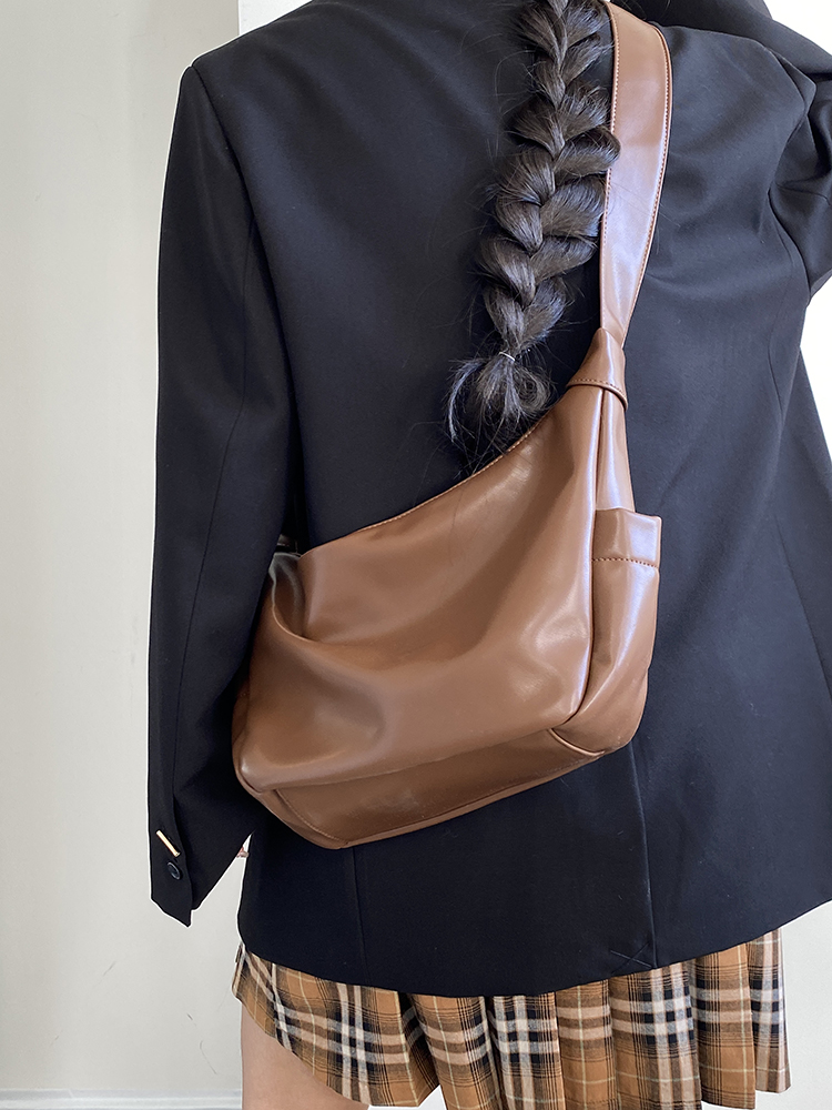 Women's Vintage Crescent Crossbody Bag with Wide Straps - 2025 Spring/Summer Street Style Messenger Bag