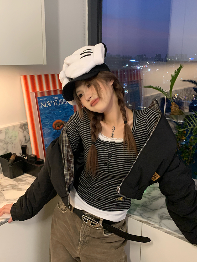 Women's Vintage Plaid Short Cotton Jacket - Slimming Versatile Puffer Coat for Autumn & Winter, 90s Inspired Style Women's Vintage Plaid Short Cotton Jacket - Slimming Versatile Puffer Coat for Autumn & Winter, 90s Inspired Style