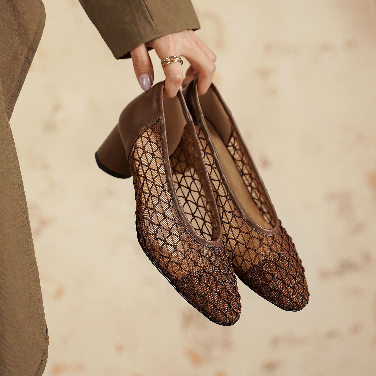 Women's Vintage Round Toe Chunky Mid-Heel Slip-On Sandals - Genuine Leather Hollow Mesh Design for Spring/Summer 2025