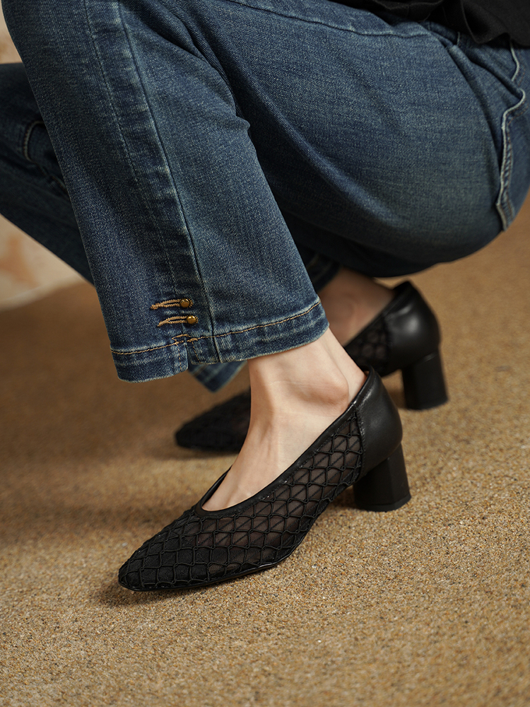 Women's Vintage Round Toe Chunky Mid-Heel Slip-On Sandals - Genuine Leather Hollow Mesh Design for Spring/Summer 2025 Women's Vintage Round Toe Chunky Mid-Heel Slip-On Sandals - Genuine Leather Hollow Mesh Design for Spring/Summer 2025