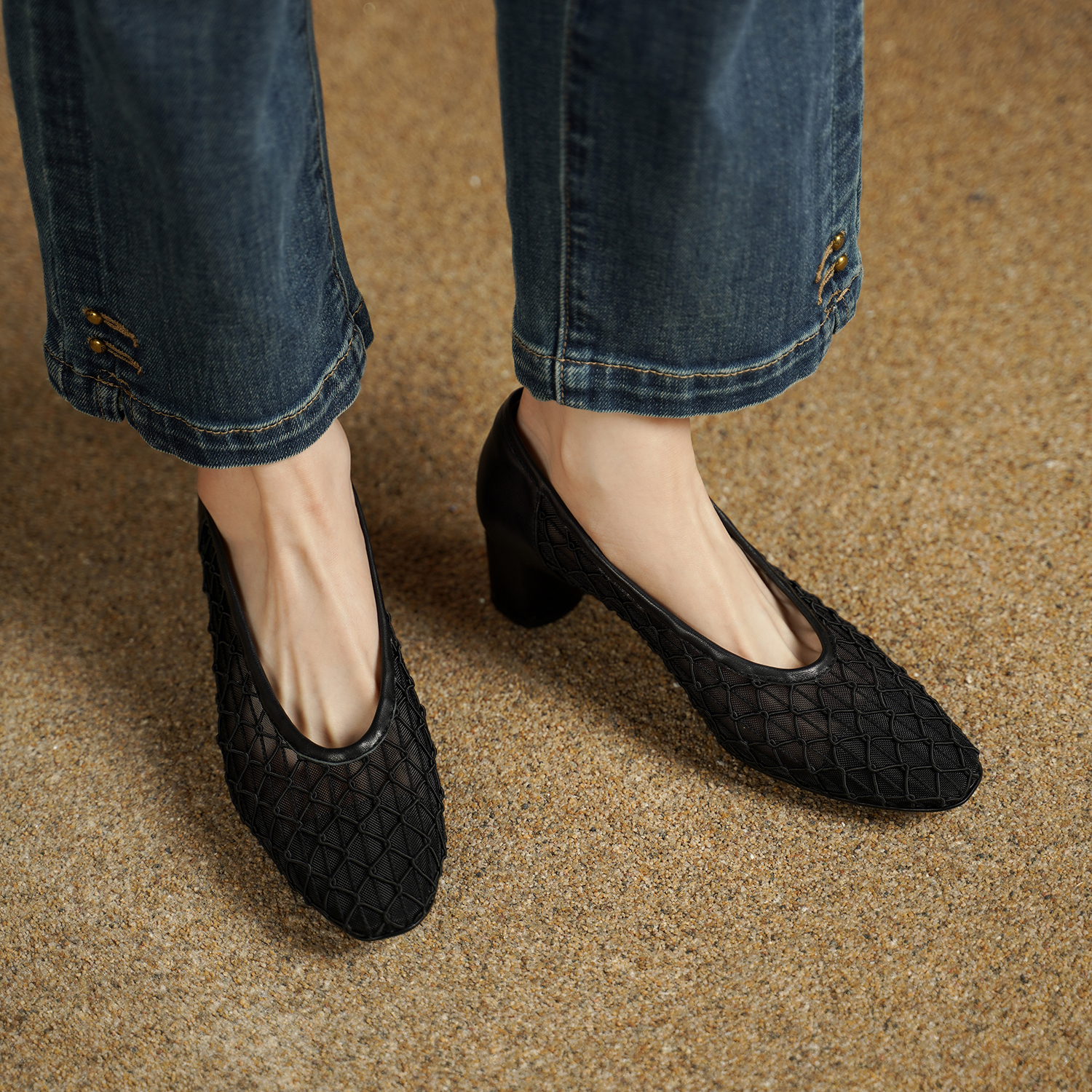 Women's Vintage Round Toe Chunky Mid-Heel Slip-On Sandals - Genuine Leather Hollow Mesh Design for Spring/Summer 2025 Women's Vintage Round Toe Chunky Mid-Heel Slip-On Sandals - Genuine Leather Hollow Mesh Design for Spring/Summer 2025