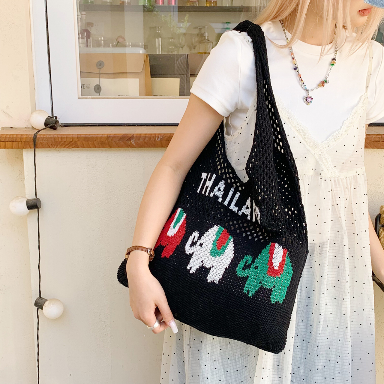 Woven Fishing Net Tote Bag for Women, Stylish Artistic Shoulder Bag, 2025 Trendy Versatile Beach Bag, Perfect for Travel Woven Fishing Net Tote Bag for Women, Stylish Artistic Shoulder Bag, 2025 Trendy Versatile Beach Bag, Perfect for Travel