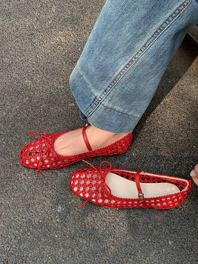 Woven Hole Bow Ballet Flat Sandals - One-Strap Mary Jane Shoes for Women - Summer Fashion Footwear