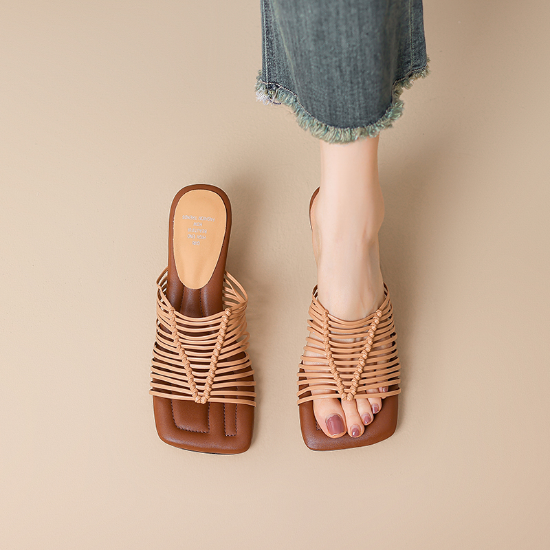 Woven Square Toe Open-Toe Slippers for Women - Summer Vacation Beach Slide Sandals in Casual Lazy Style Woven Square Toe Open-Toe Slippers for Women - Summer Vacation Beach Slide Sandals in Casual Lazy Style