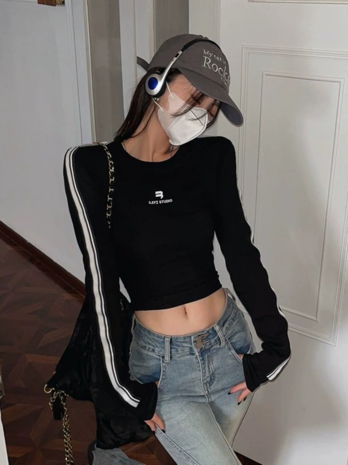 Y2K American Style Short Jazz Dance Top for Women - Long Sleeve Slim-Fit Shirt, Spicy Girl Aesthetic, K-Pop Inspired Fashion Y2K American Style Short Jazz Dance Top for Women - Long Sleeve Slim-Fit Shirt, Spicy Girl Aesthetic, K-Pop Inspired Fashion