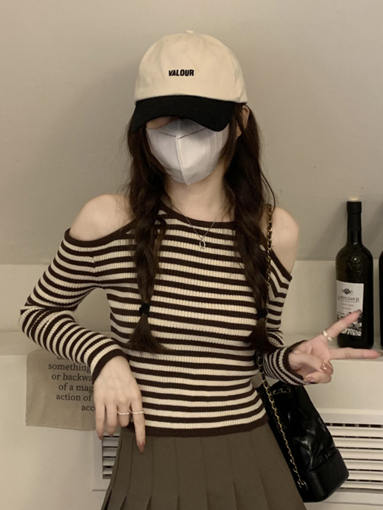 Y2K American Style Sweet and Spicy Crop Top for Women, Short Knitted Base Layer for Jazz Dance & K-Pop Music Festival Y2K American Style Sweet and Spicy Crop Top for Women, Short Knitted Base Layer for Jazz Dance & K-Pop Music Festival