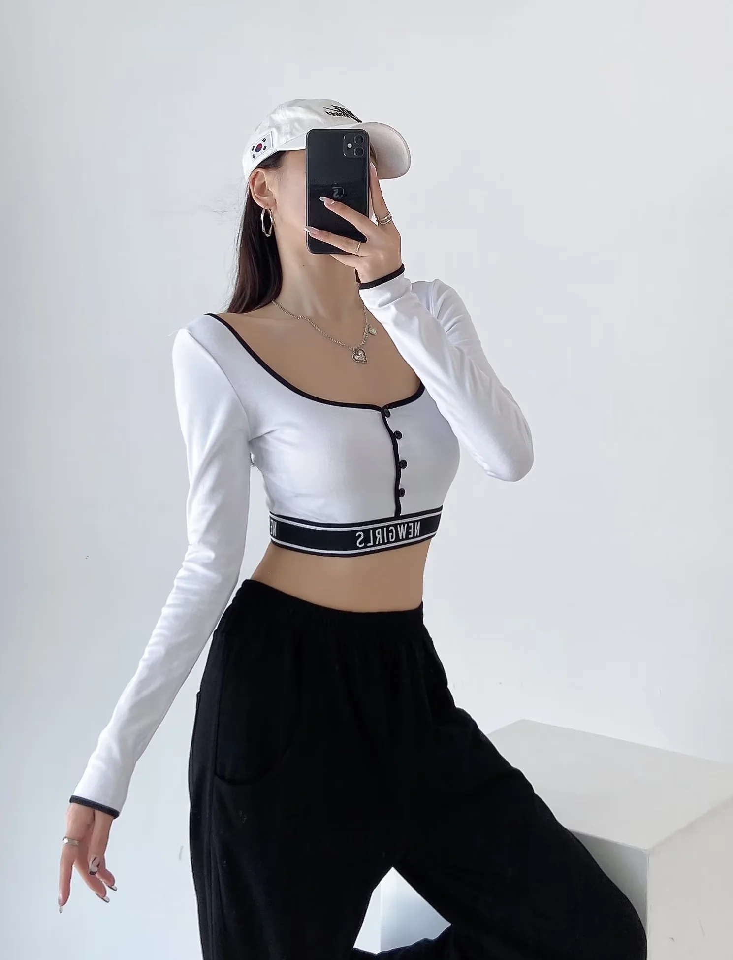 Y2K Cropped Button U-Neck T-Shirt for Women - Jazz Street Dance Lettered Design, Sexy Trendy Top Y2K Cropped Button U-Neck T-Shirt for Women - Jazz Street Dance Lettered Design, Sexy Trendy Top