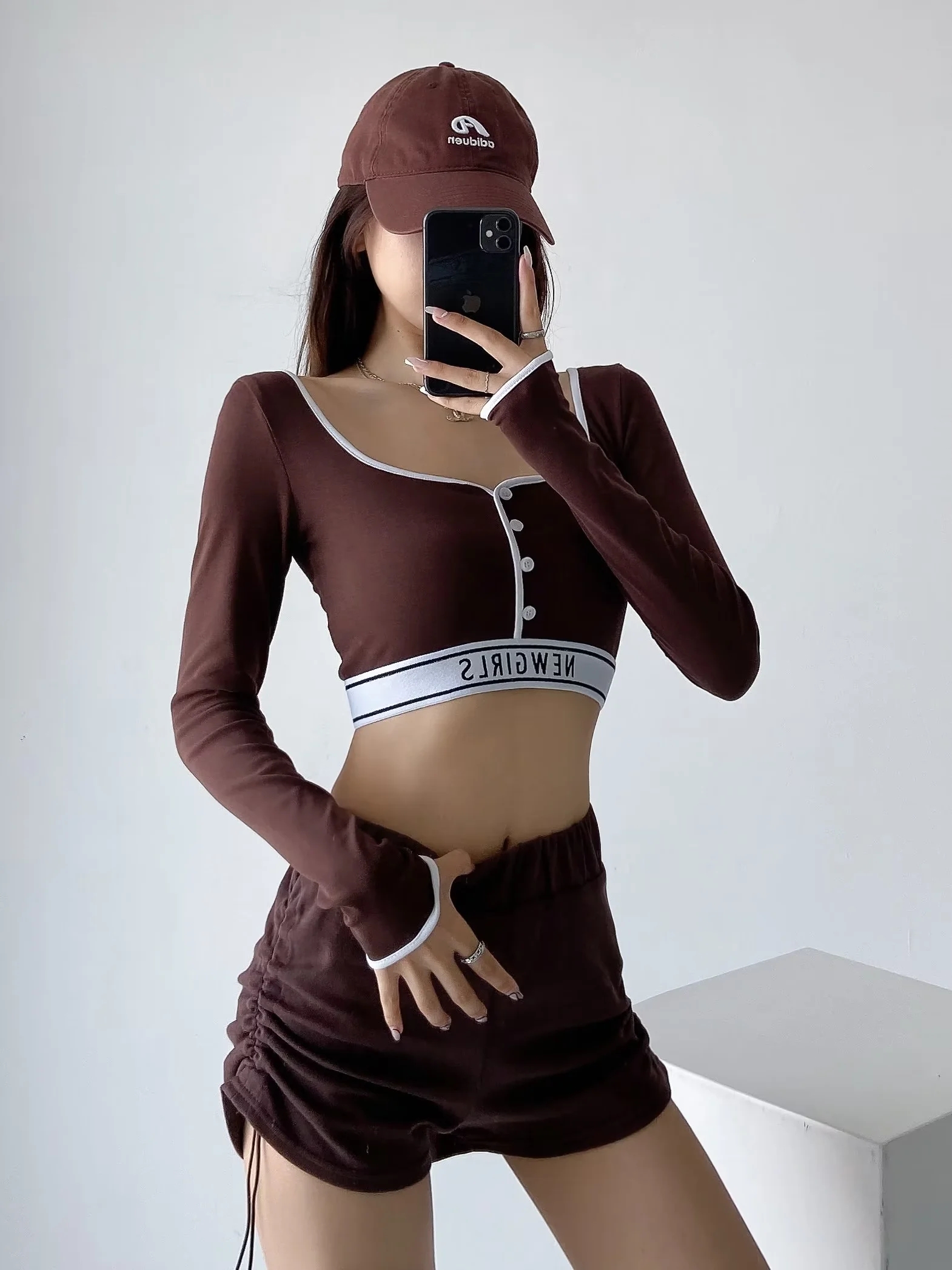 Y2K Cropped Button U-Neck T-Shirt for Women - Jazz Street Dance Lettered Design, Sexy Trendy Top Y2K Cropped Button U-Neck T-Shirt for Women - Jazz Street Dance Lettered Design, Sexy Trendy Top