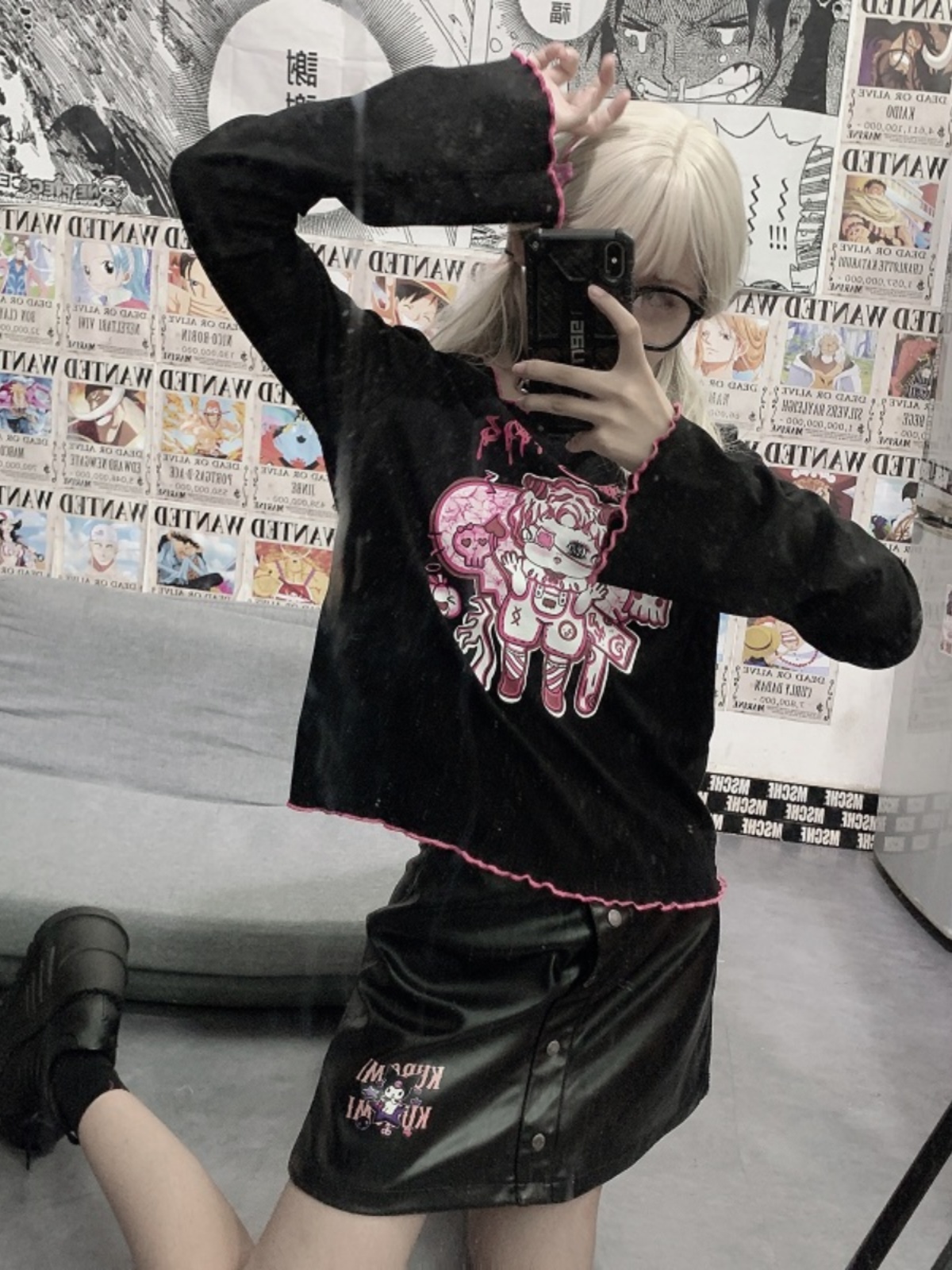 Y2K Dark Style Short-Sleeve T-Shirt for Women - Cool Street Jazz Dance Top, Stylish Casual Wear for Trendy Girls Y2K Dark Style Short-Sleeve T-Shirt for Women - Cool Street Jazz Dance Top, Stylish Casual Wear for Trendy Girls