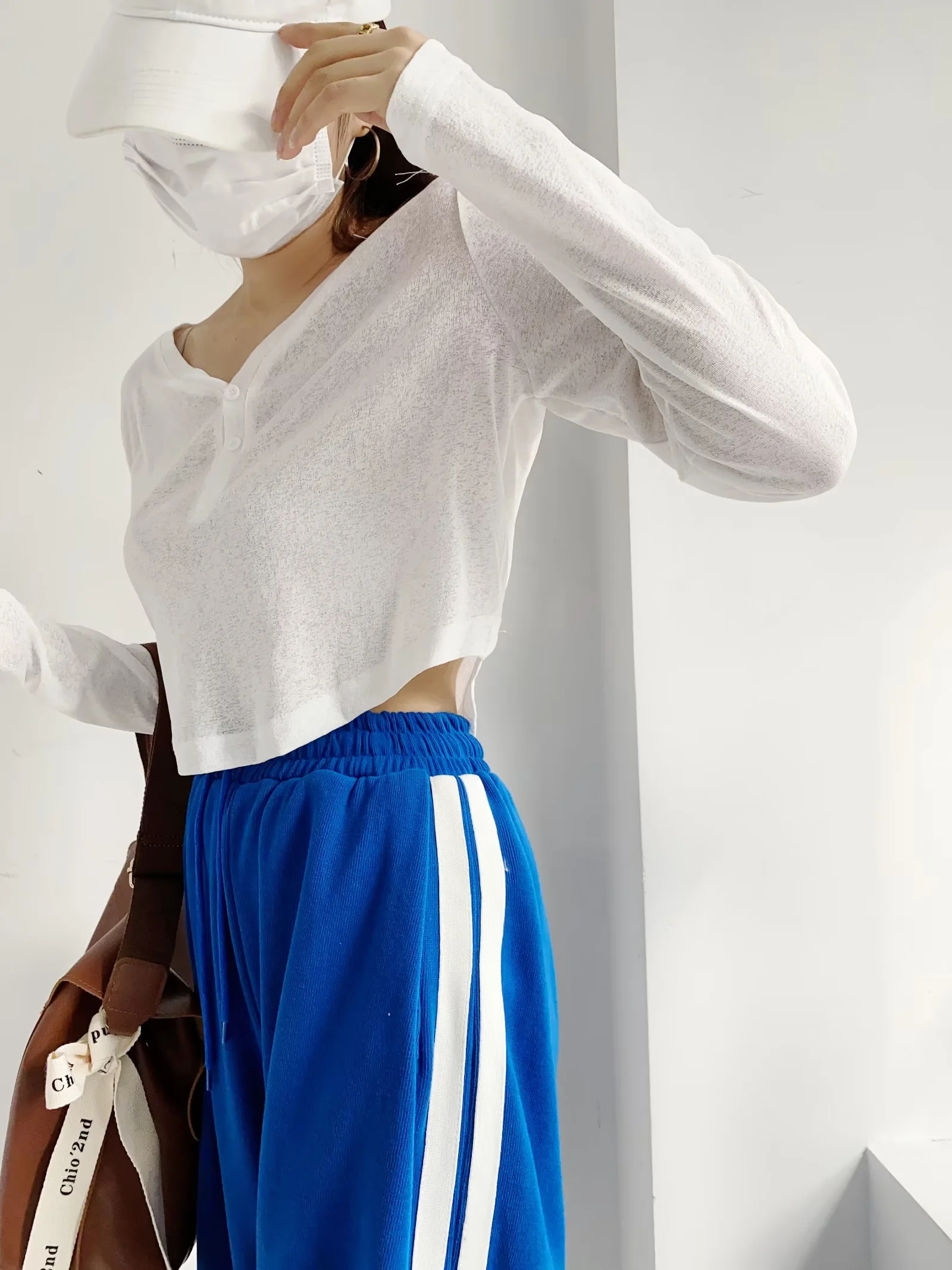 Y2K Jazz Style Long Sleeve T-Shirt for Women, Loose Curved Hem Sun Protection Dance Top Y2K Jazz Style Long Sleeve T-Shirt for Women, Loose Curved Hem Sun Protection Dance Top