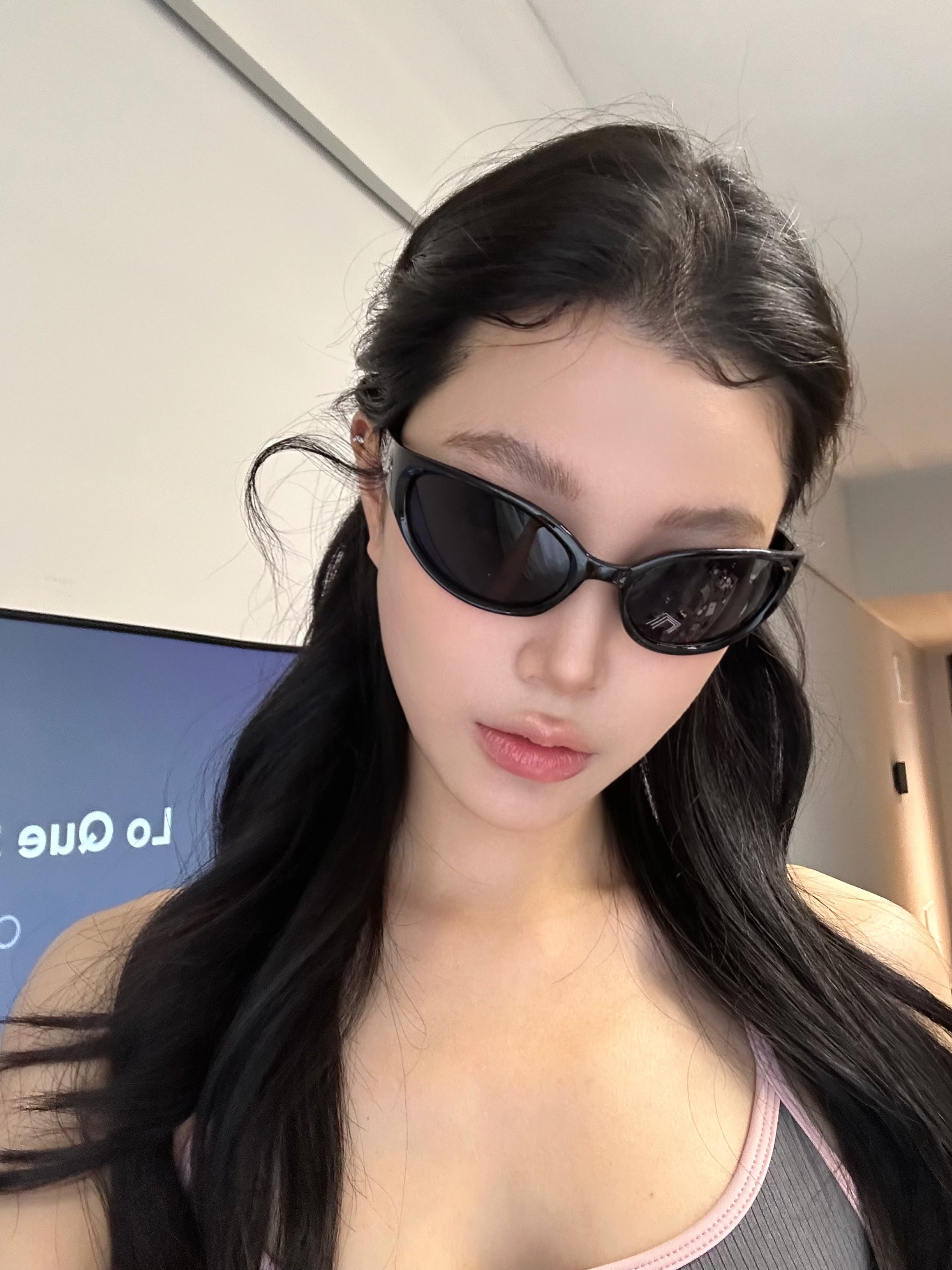 Y2K Retro Spicy Girl Sunglasses for Women - European & American Style UV Protection Street Photography Outdoor Sports Eyewear Y2K Retro Spicy Girl Sunglasses for Women - European & American Style UV Protection Street Photography Outdoor Sports Eyewear