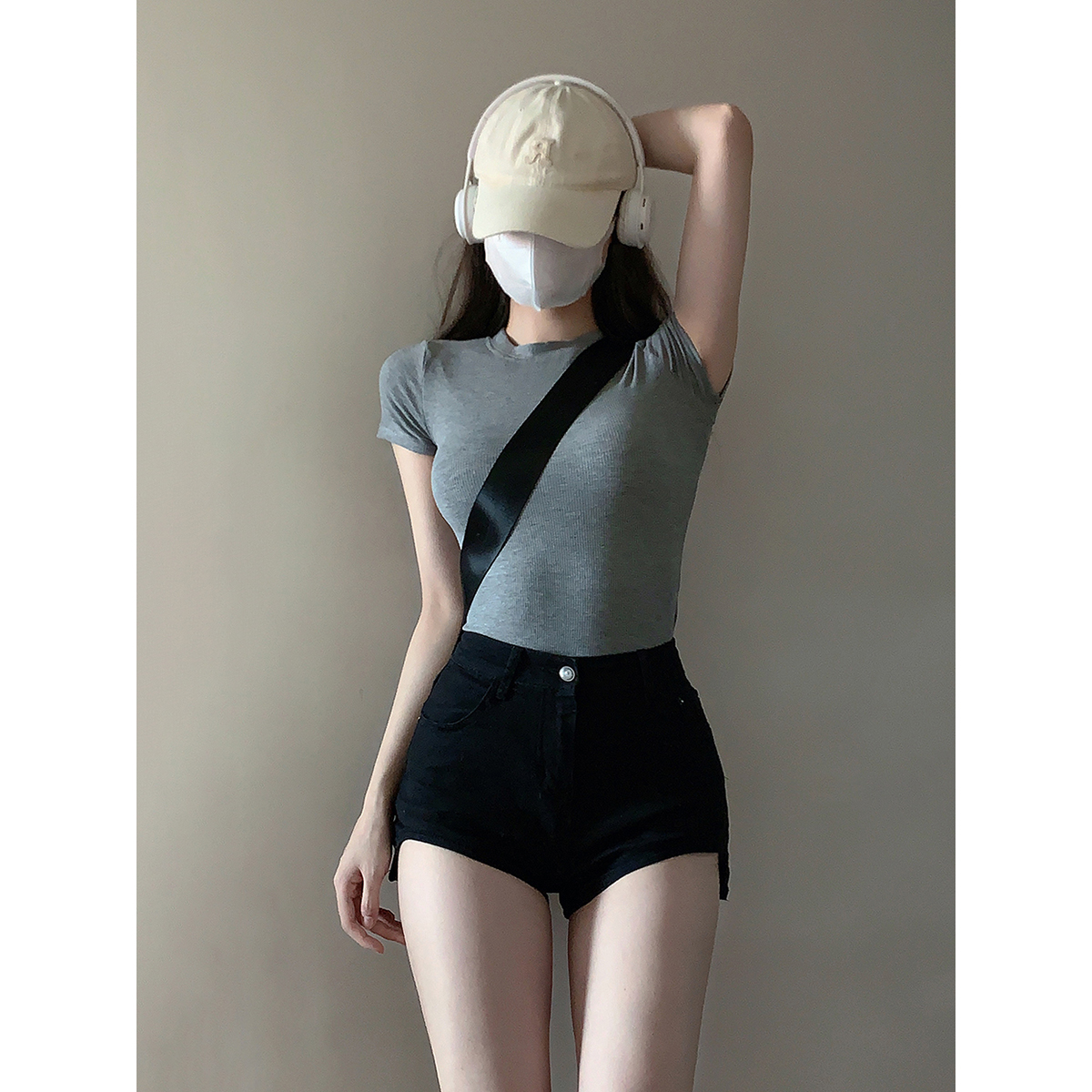 Y2K Slim-Fit Short Sleeve T-Shirt for Women, American Style Sweet and Spicy Jazz Dance Top, K-Pop Inspired Dance Outfit Y2K Slim-Fit Short Sleeve T-Shirt for Women, American Style Sweet and Spicy Jazz Dance Top, K-Pop Inspired Dance Outfit