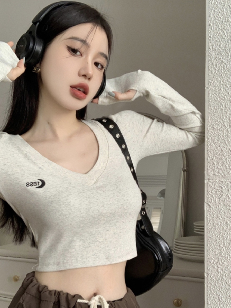 Y2K Spicy Short V-Neck Slim Fit T-Shirt for Women - Jazz Pure Desire Early Autumn Fitted Base Layer Top Y2K Spicy Short V-Neck Slim Fit T-Shirt for Women - Jazz Pure Desire Early Autumn Fitted Base Layer Top