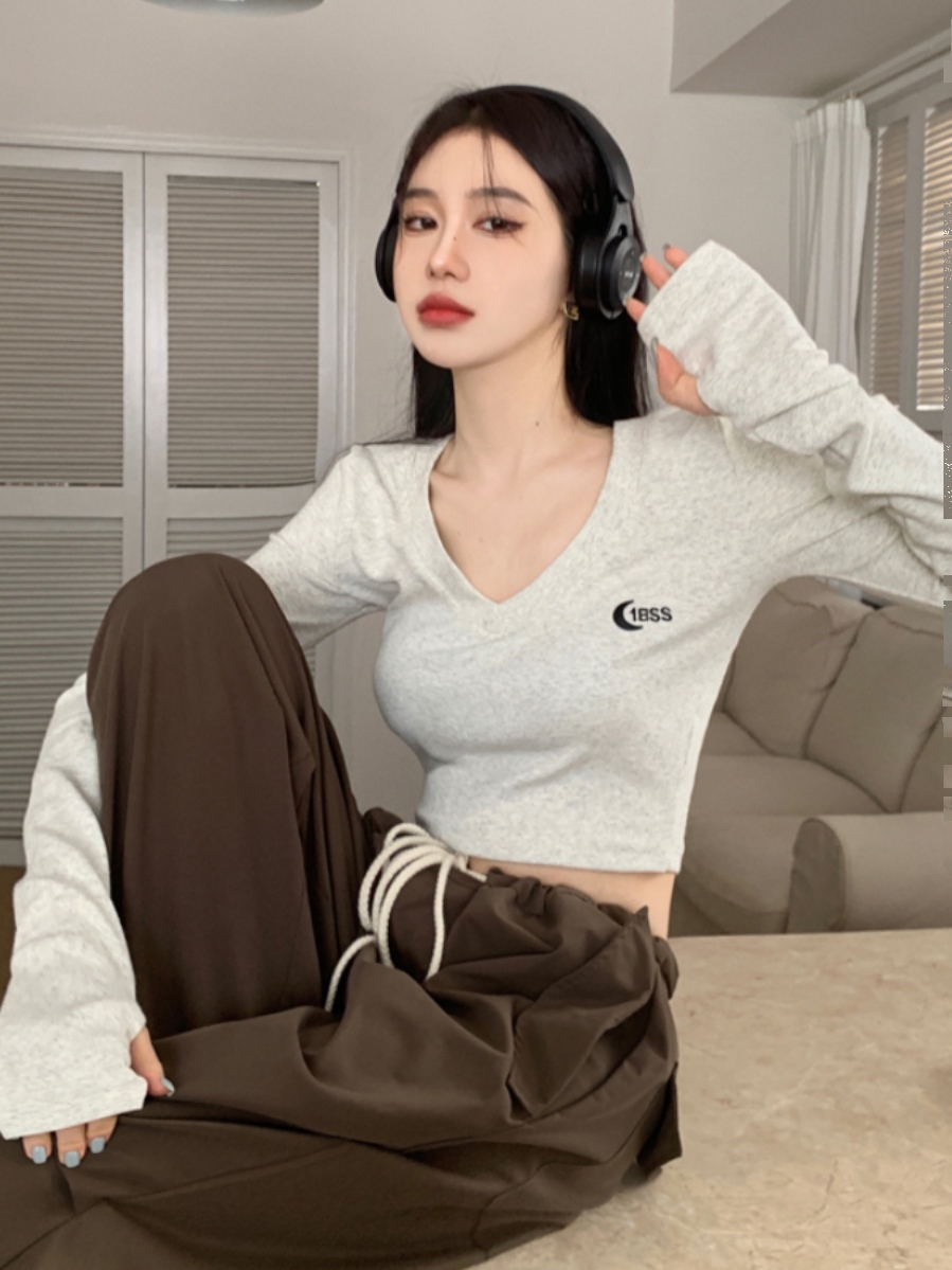 Y2K Spicy Short V-Neck Slim Fit T-Shirt for Women - Jazz Pure Desire Early Autumn Fitted Base Layer Top Y2K Spicy Short V-Neck Slim Fit T-Shirt for Women - Jazz Pure Desire Early Autumn Fitted Base Layer Top