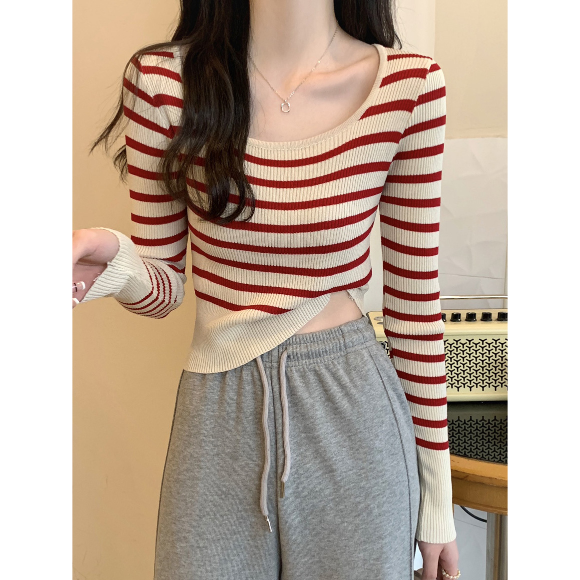 Y2K Striped Crop Top Women's Jazz Dance Outfit - Trendy K-Pop Style Knitwear for Hot Girl Looks Y2K Striped Crop Top Women's Jazz Dance Outfit - Trendy K-Pop Style Knitwear for Hot Girl Looks