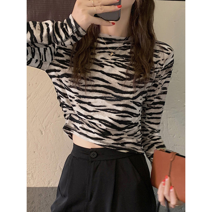 Y2K Striped Long Sleeve T-Shirt for Women, Short Style, K-Pop Inspired, Jazz Dance Top, Wasteland Fashion Y2K Striped Long Sleeve T-Shirt for Women, Short Style, K-Pop Inspired, Jazz Dance Top, Wasteland Fashion