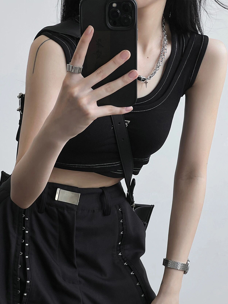 Y2K Style Sweet and Spicy Wasteland Wind Top - Girls' Fake Two-Piece Vest for Jazz Dance and K-Pop Outfits Y2K Style Sweet and Spicy Wasteland Wind Top - Girls' Fake Two-Piece Vest for Jazz Dance and K-Pop Outfits