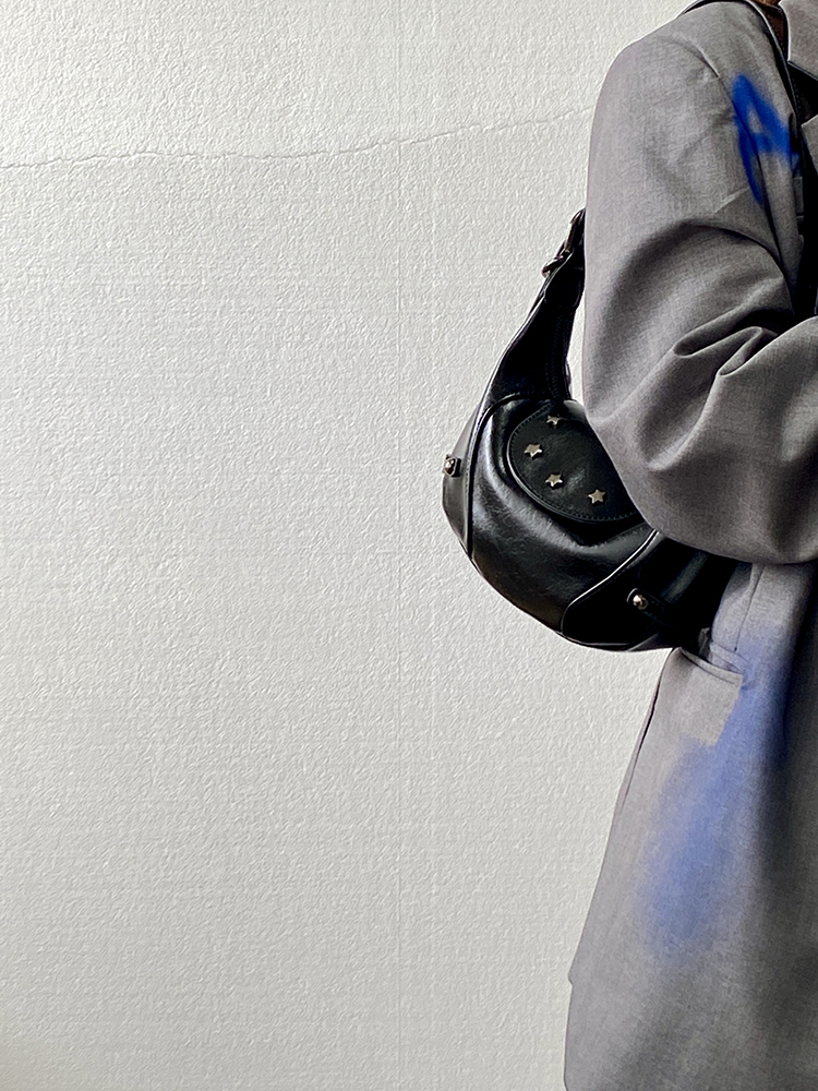 Y2K Style Women's Underarm Saddle Bag - Small Handheld Crossbody Bag for Girls - Trendy Niche Design for 2025 Y2K Style Women's Underarm Saddle Bag - Small Handheld Crossbody Bag for Girls - Trendy Niche Design for 2025