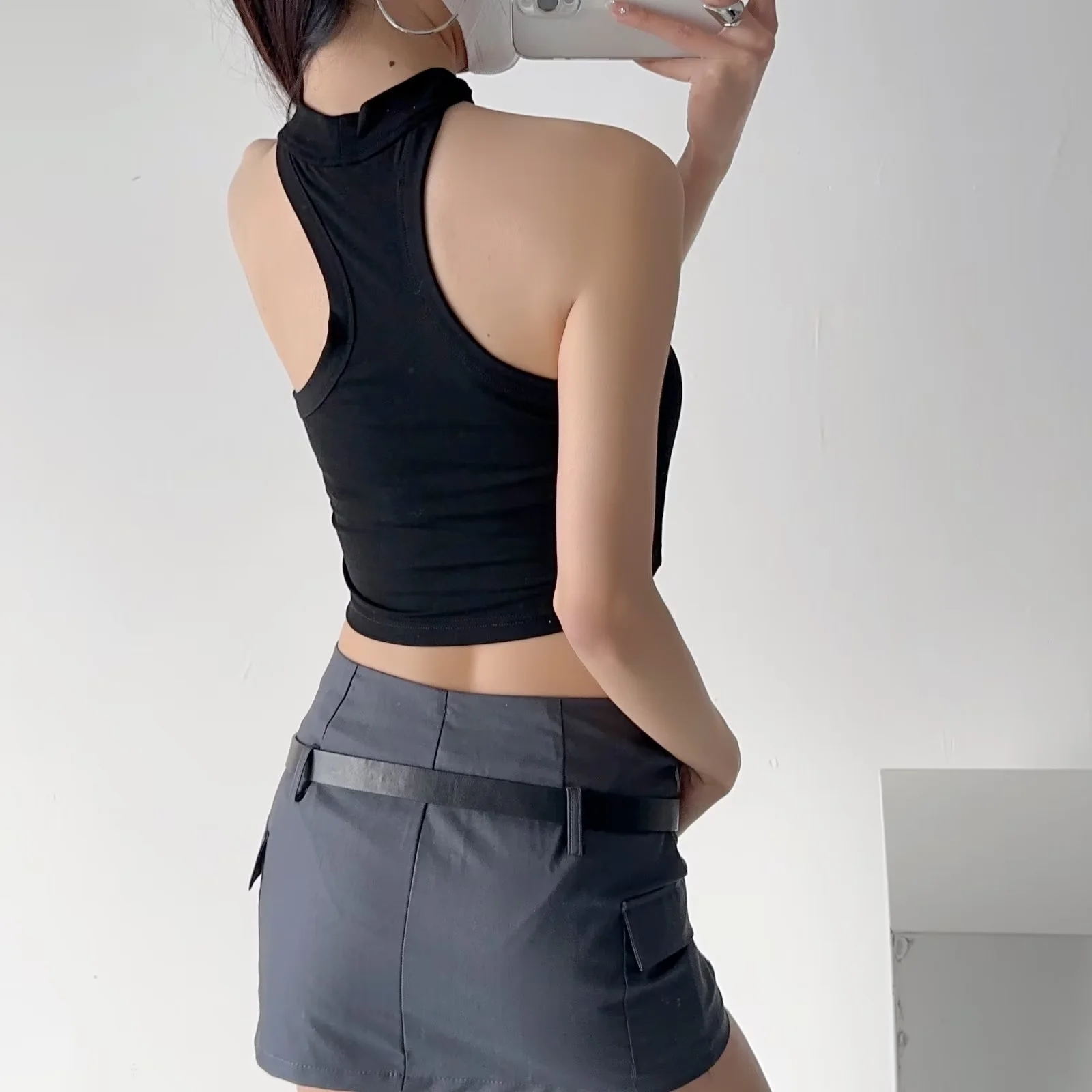 Y2K Summer Halter Neck Tank Top, Fitted Strapless Spicy Girl Outerwear, Trendy Pure Desire Design Y2K Summer Halter Neck Tank Top, Fitted Strapless Spicy Girl Outerwear, Trendy Pure Desire Design