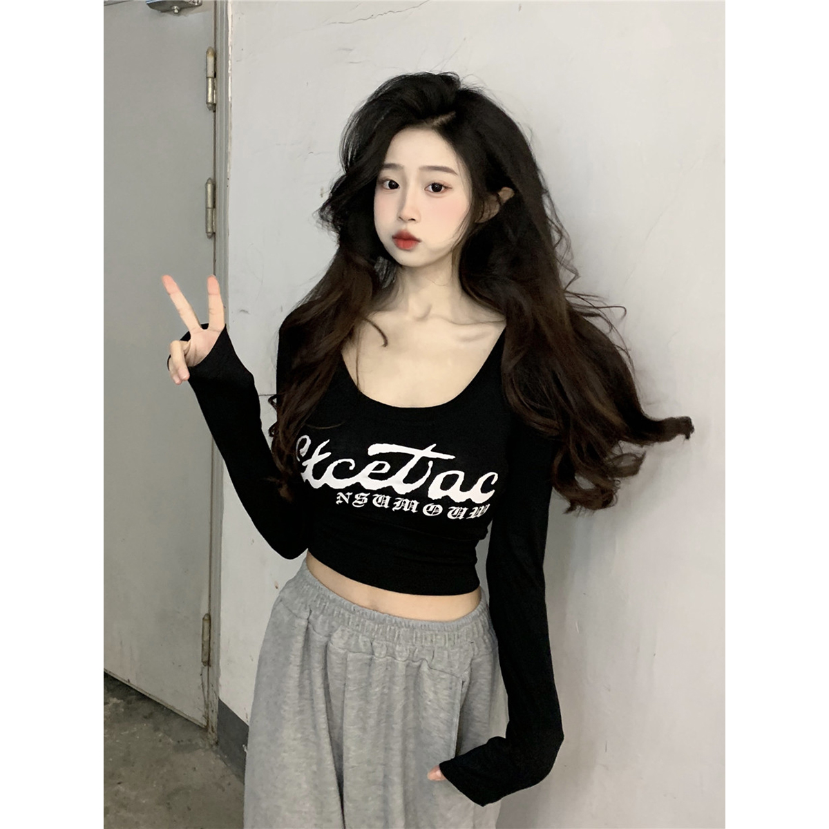 Y2K Women's Long Sleeve T-shirt - Sweet and Spicy Jazz Dance Top for Music Festival - Wasteland Aesthetic Fashion