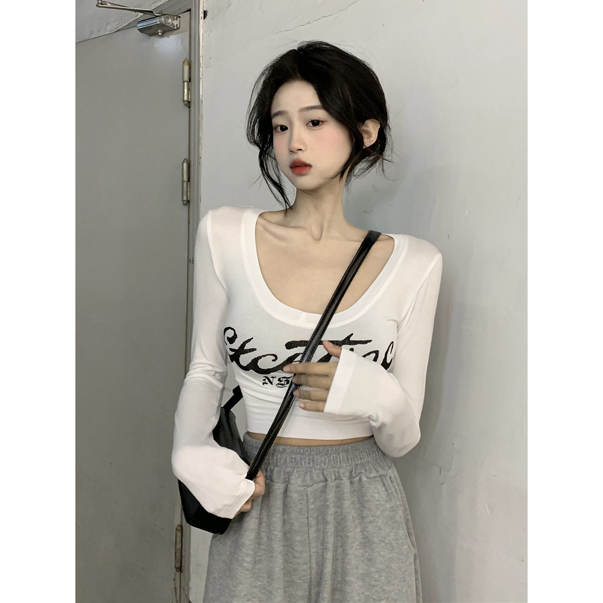 Y2K Women's Long Sleeve T-shirt - Sweet and Spicy Jazz Dance Top for Music Festival - Wasteland Aesthetic Fashion Y2K Women's Long Sleeve T-shirt - Sweet and Spicy Jazz Dance Top for Music Festival - Wasteland Aesthetic Fashion