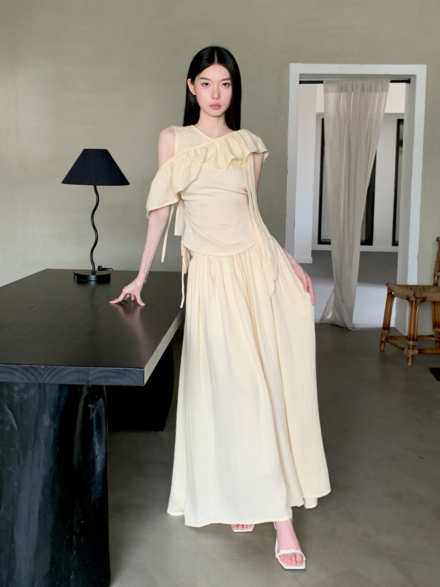 Yellow Chick Cotton Linen Texture Sleeveless Vest Top and Skirt Set - Multi-Wear Summer Outfit for Women, Perfect for Vacation Yellow Chick Cotton Linen Texture Sleeveless Vest Top and Skirt Set - Multi-Wear Summer Outfit for Women, Perfect for Vacation