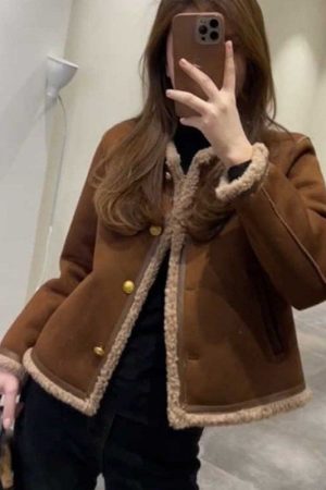 Womens Stylish Casual Cropped Lambswool Jacket