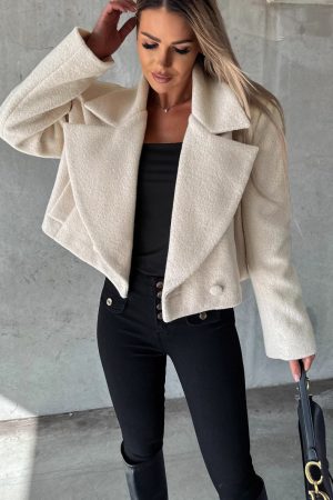 Trendy Woolen Cropped Oversized Coat With A Stand-up Collar In A Solid Color