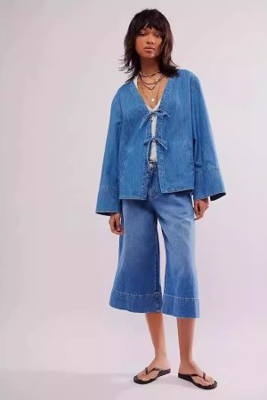 Versatile Long-sleeve Pocket Washed Denim Shirt Jacket