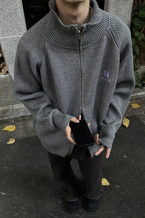 Back Logo Zip Knit