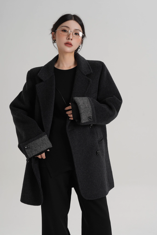 Back Sleeve Wool Blazer