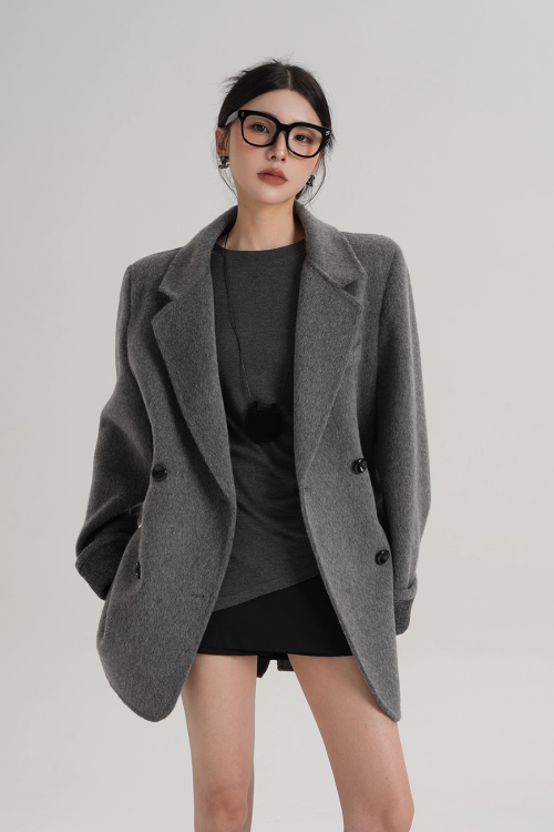 Back Sleeve Wool Blazer