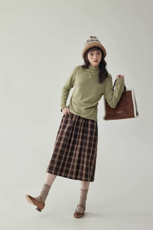 Basic High-Neck Top