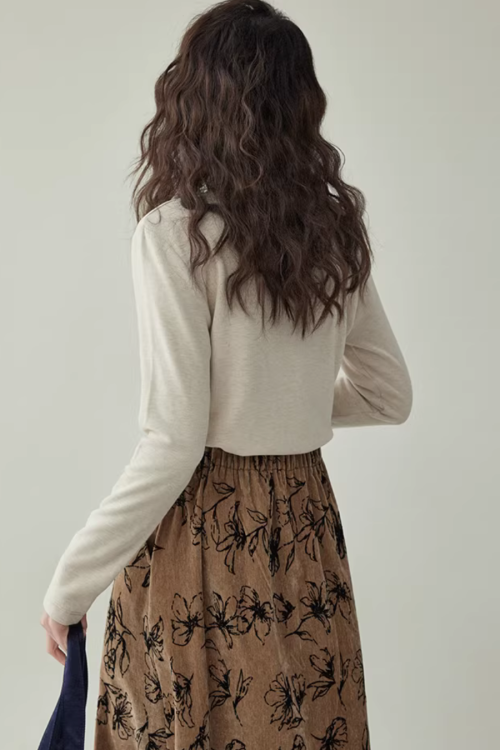 Basic High-Neck Top