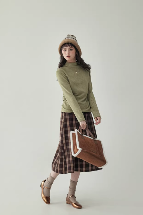 Basic High-Neck Top