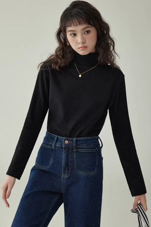Basic High-Neck Top