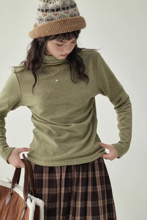 Basic High-Neck Top