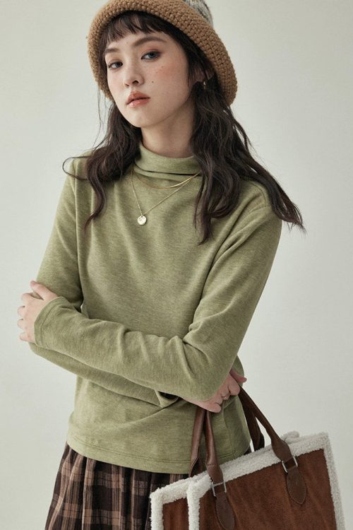 Basic High-Neck Top
