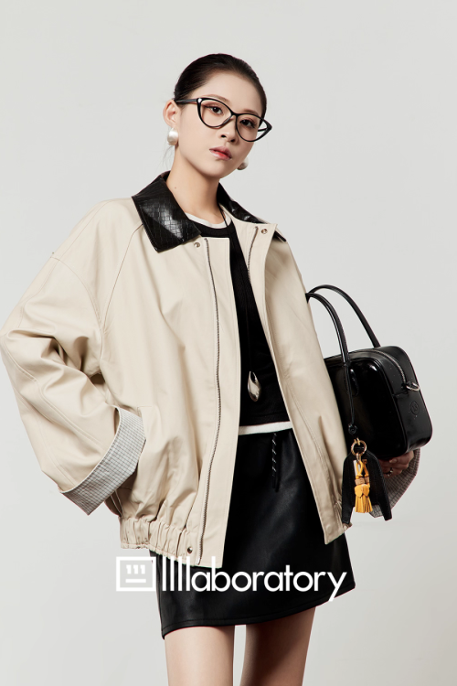 Beige Casual Short Jacket / Trapezoid Mini Skirt