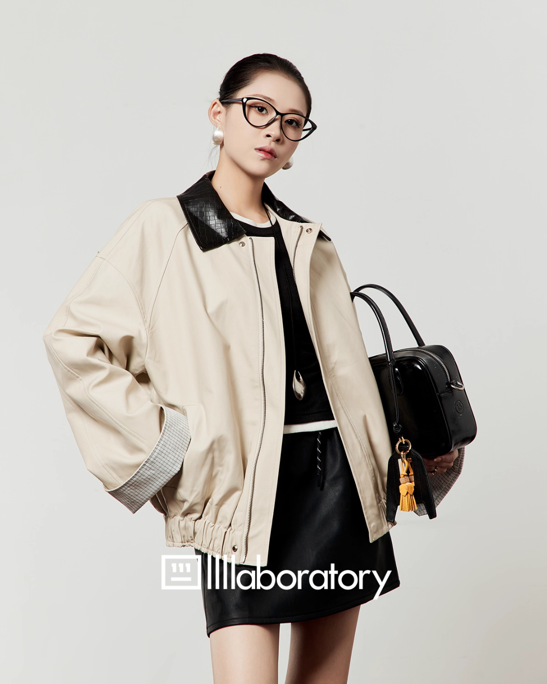 Satchel bag with blazer outfit