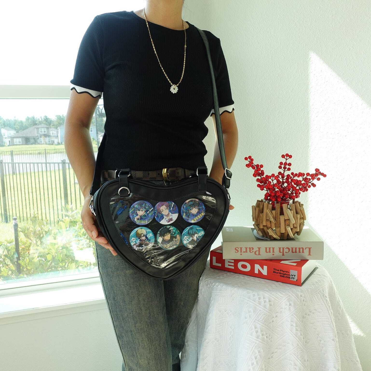 Angular gold pendant necklace art deco style