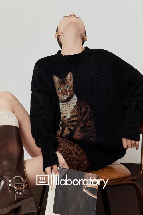 Cat Print Knit Top / Leopard Print Mini Skirt