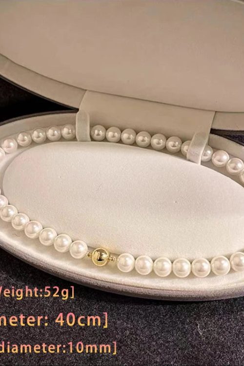 Classic Pearl Necklace