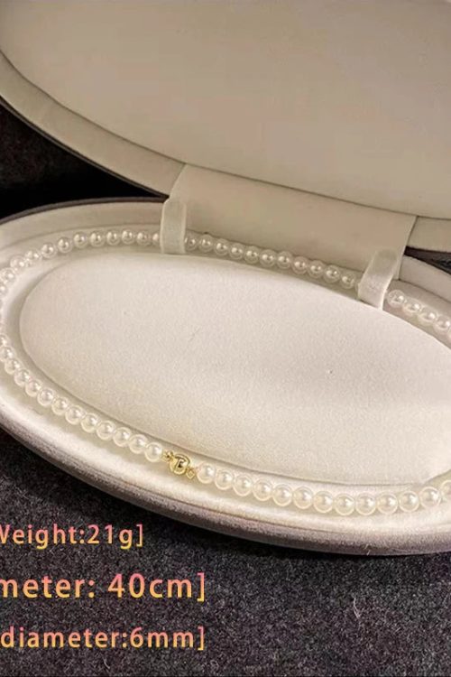 Classic Pearl Necklace