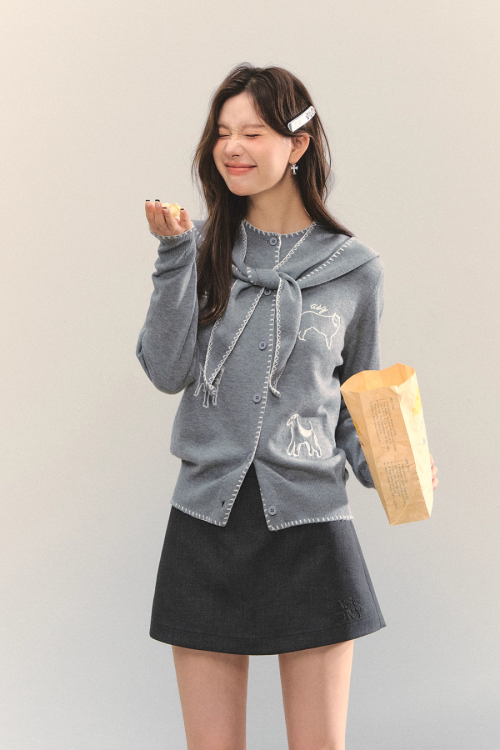 Dog Embroidery Round Neck Knit Cardigan