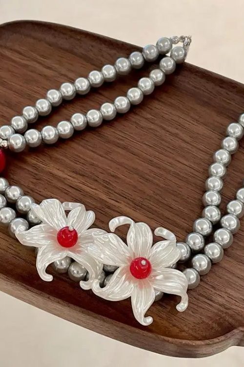 Floral Pearl Necklace